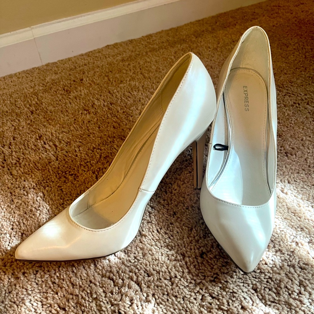 Express white high heels. Womens size 8.